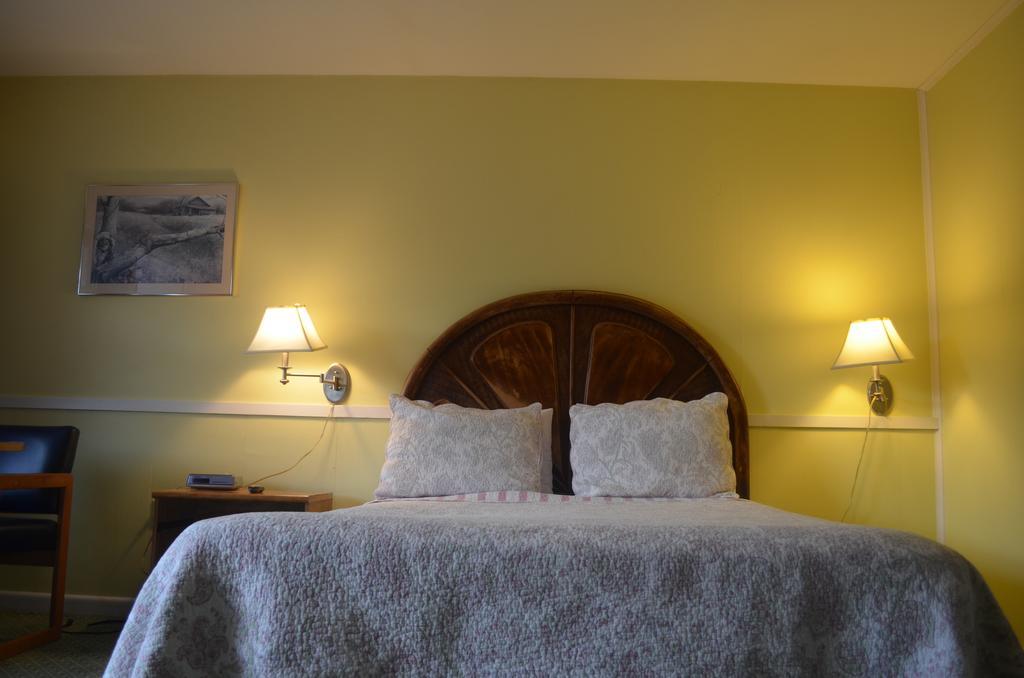 Clinton Motel Екстериор снимка